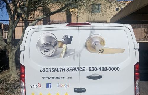 locksmith vehicle